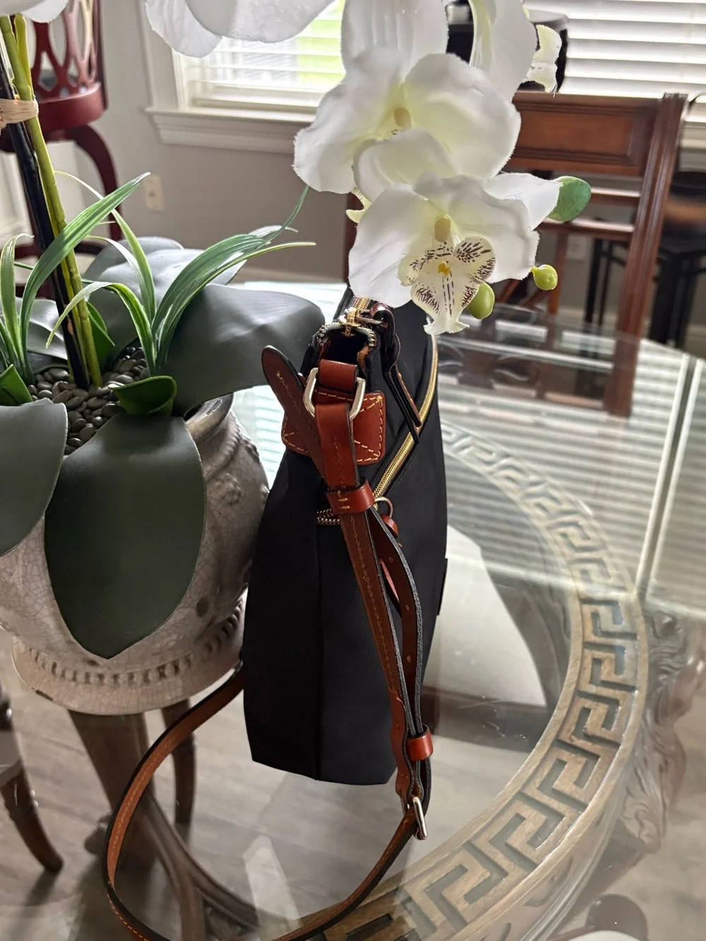 🖤🖤DOONEY & BOURKE BLACK NYLON CROSSBODY BAG WITH LEATHER TRIM!🖤🖤